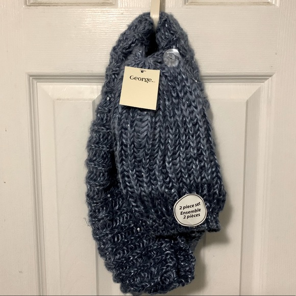 George - Toque and Scarf - Picture 3 of 5